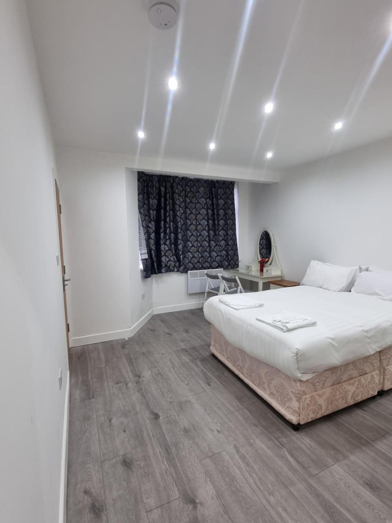 Brand New Studios In Harrow Exterior foto