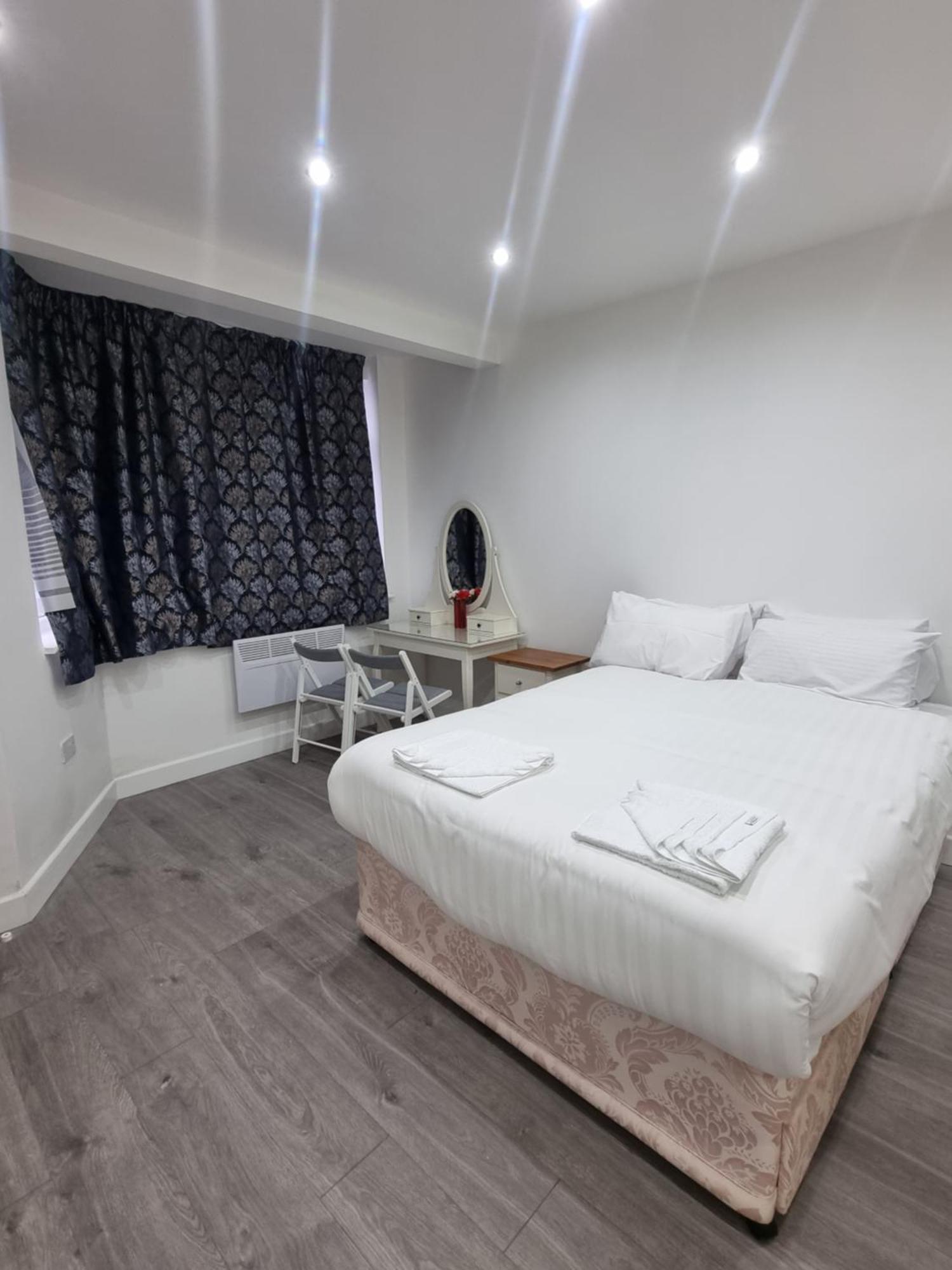 Brand New Studios In Harrow Exterior foto